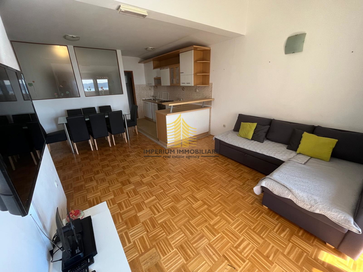 Hiša, prodaja, Kaštel Sućurac, 310 m2, samostojna