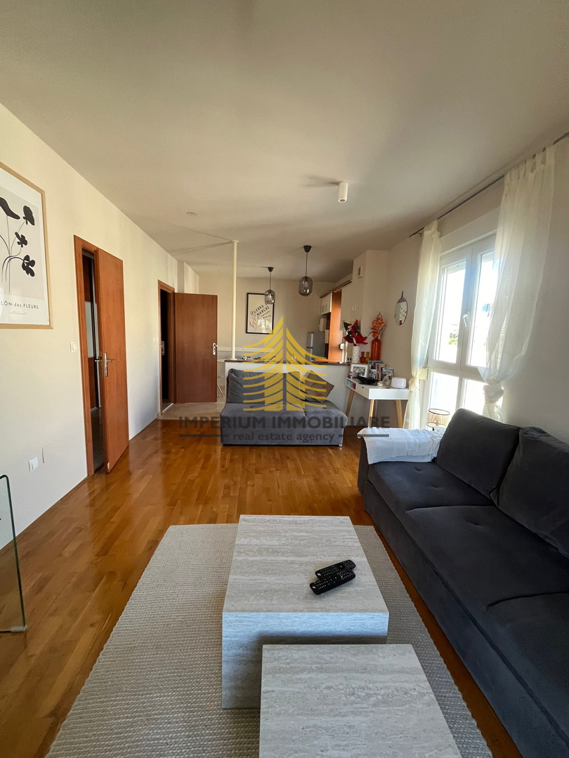 Stan, prodaja, Split, Žnjan, 60 m2, 1,5-prostorsko (1P+DB)