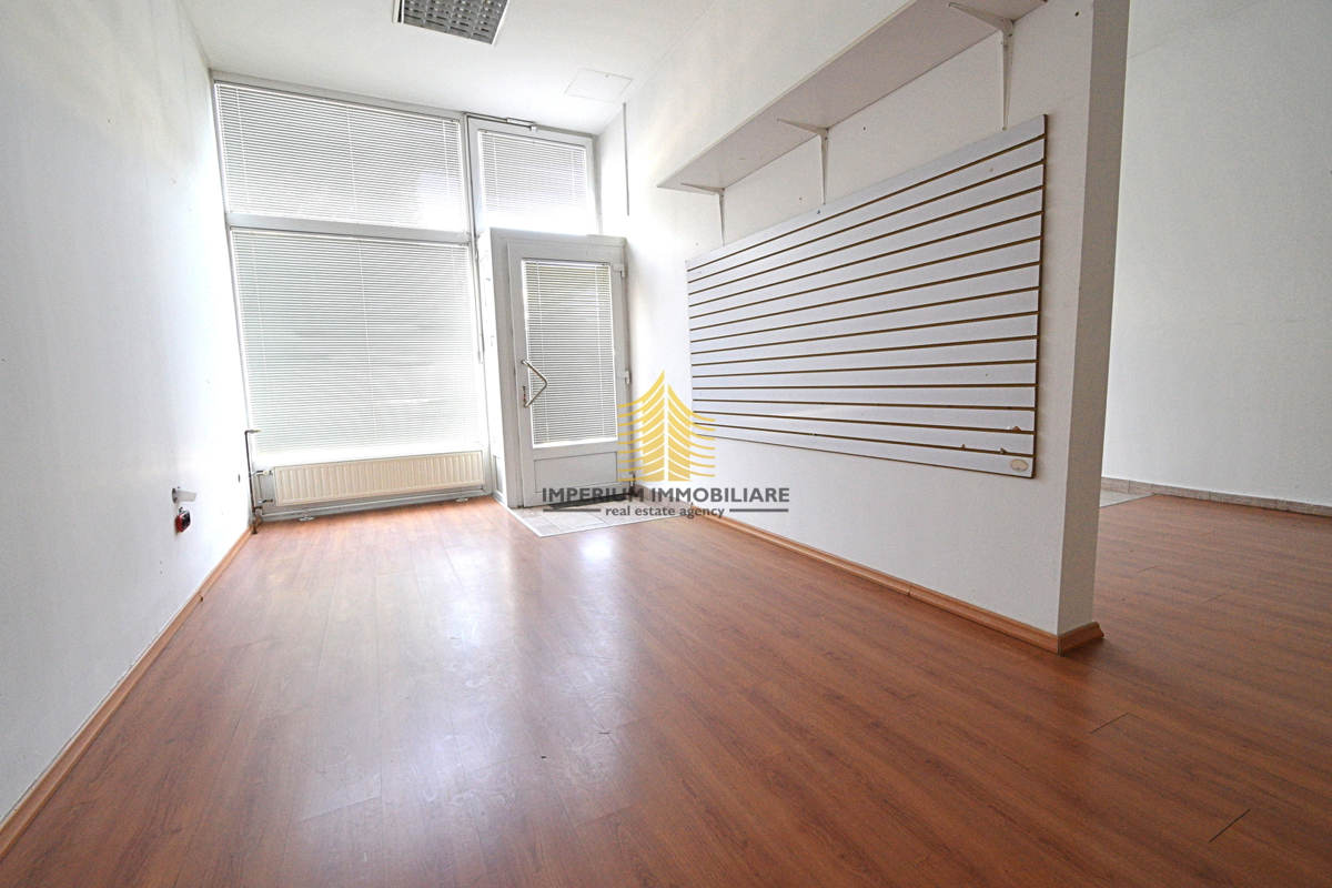 Poslovni prostor, Prodaja, Zaprešić, Center, 72 m2, Lokal ob cesti
