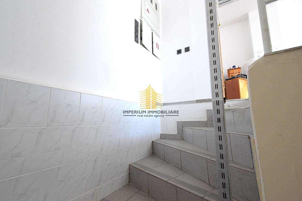 Poslovni prostor, Prodaja, Zaprešić, Center, 72 m2, Lokal ob cesti