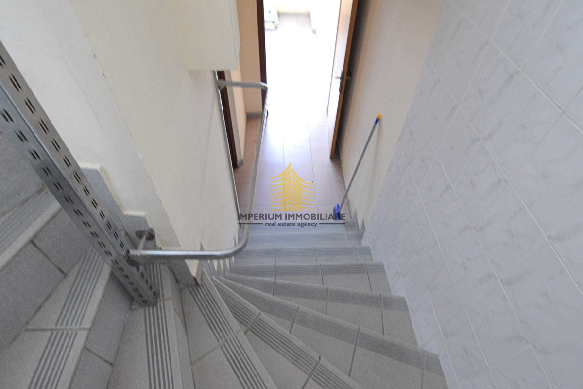 Poslovni prostor, Prodaja, Zaprešić, Center, 72 m2, Lokal ob cesti
