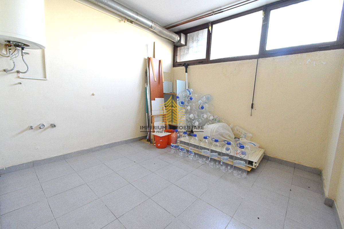 Poslovni prostor, Prodaja, Zaprešić, Center, 72 m2, Lokal ob cesti