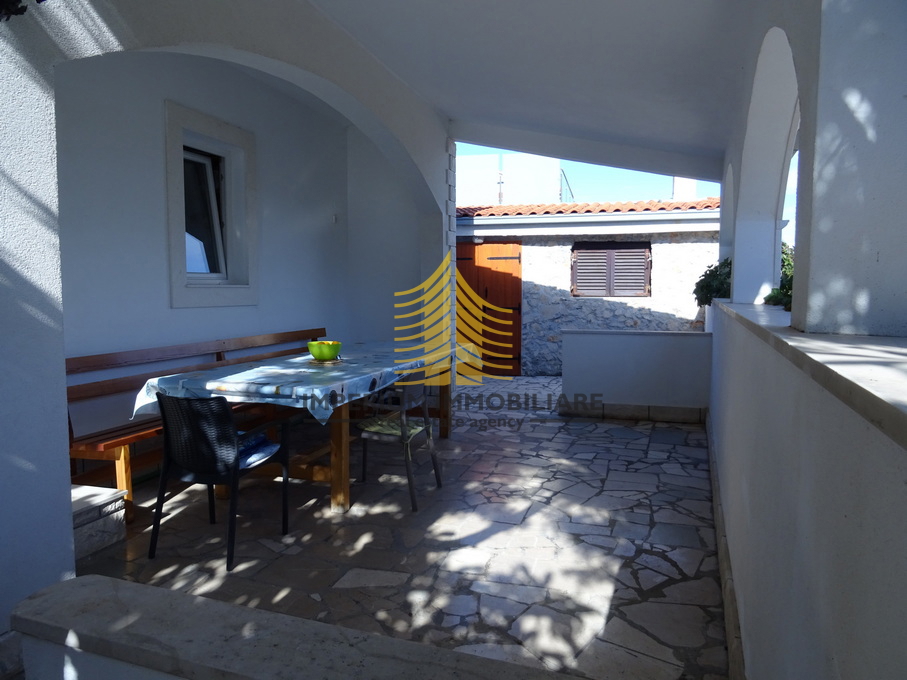 Hiša, prodaja, Rogoznica, 200 m2, samostojna