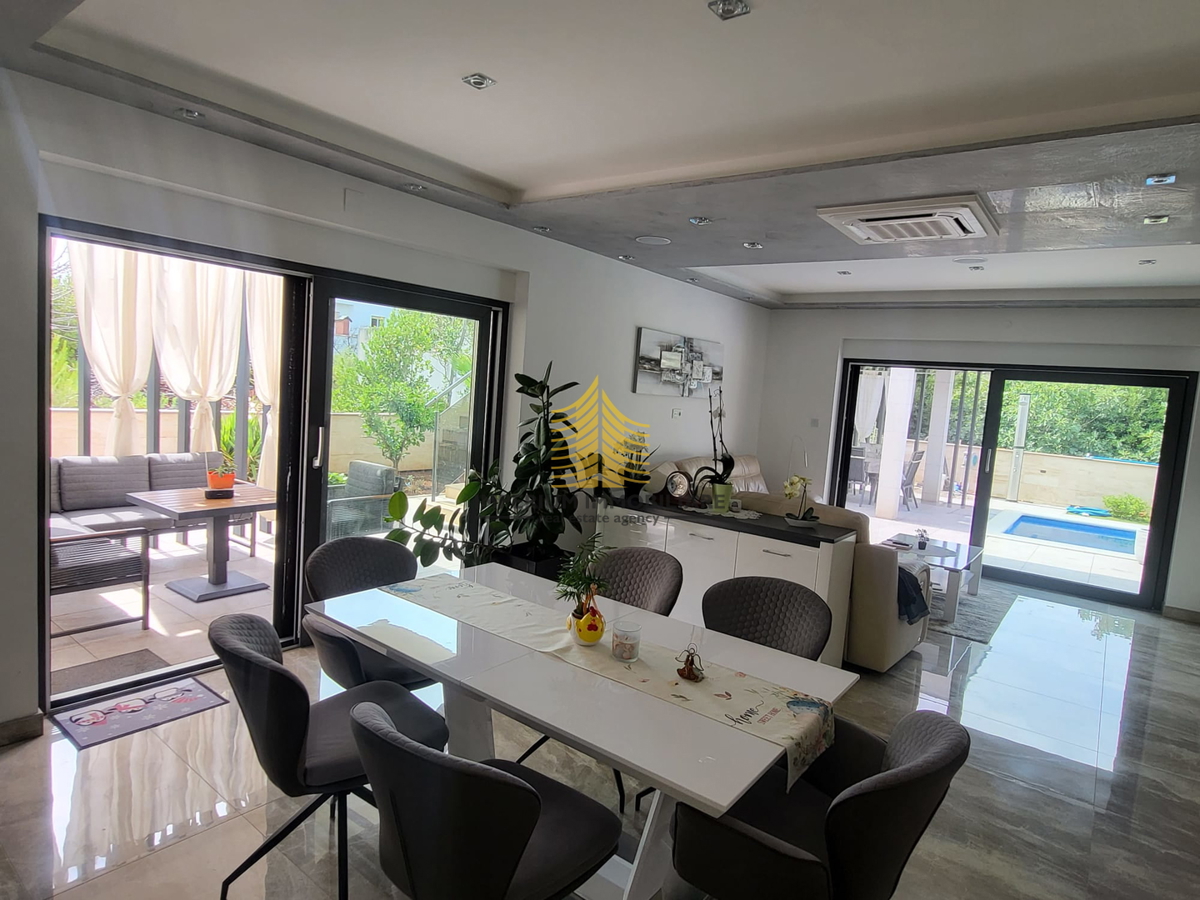 Hiša, Prodaja, Vir, 200 m2, Samostojna