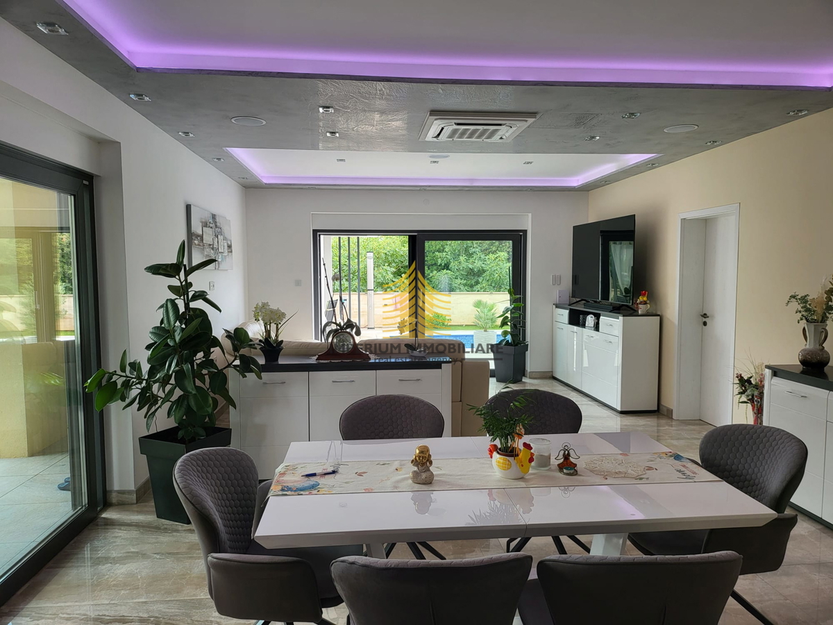 Hiša, Prodaja, Vir, 200 m2, Samostojna