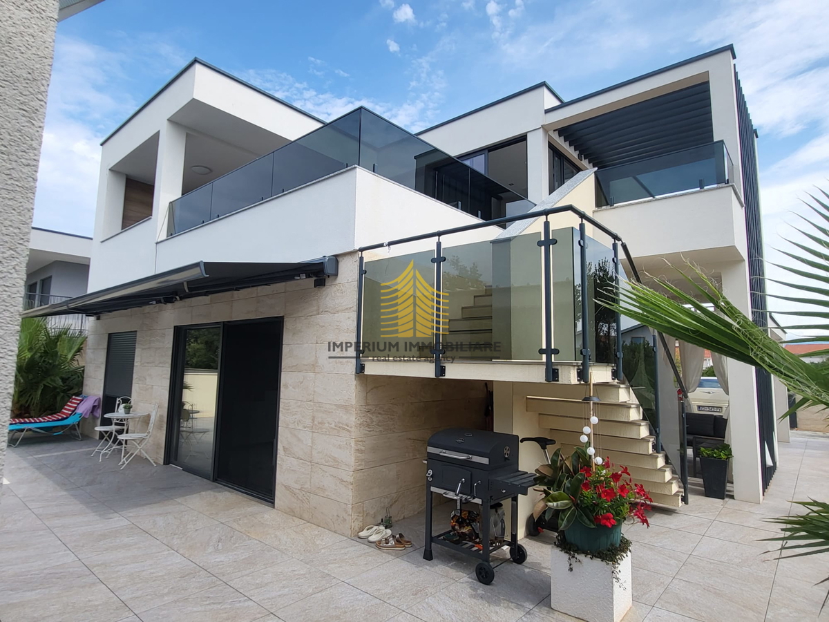 Hiša, Prodaja, Vir, 200 m2, Samostojna