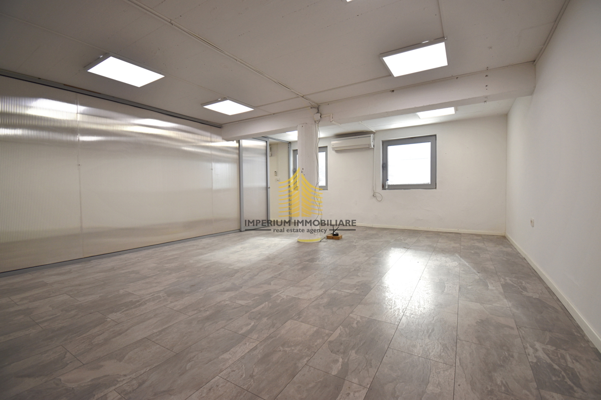 Poslovni prostor, Prodaja, Donja Dubrava, Dubrava, 242,5 m2, Pisarna