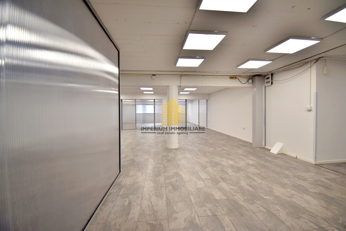 Poslovni prostor, Prodaja, Donja Dubrava, Dubrava, 242,5 m2, Pisarna