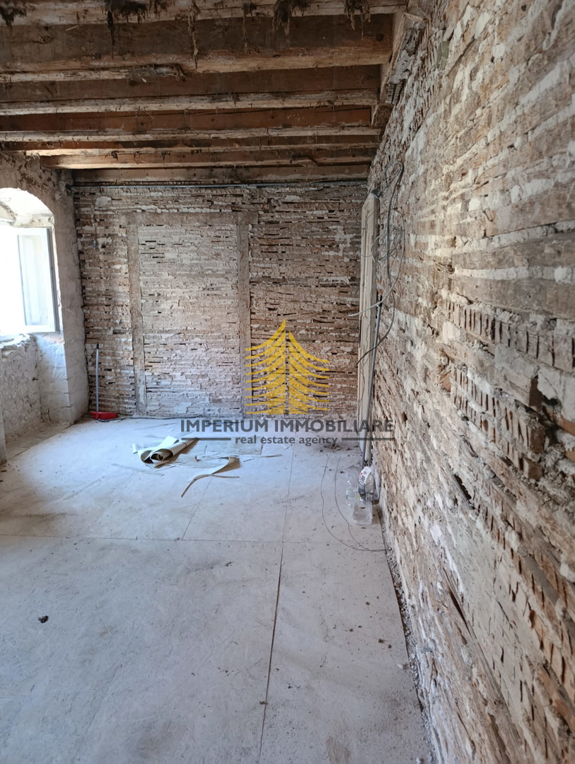 Stan, prodaja, Sinj, 40 m2, 1,5-prostorsko (1S+DB)