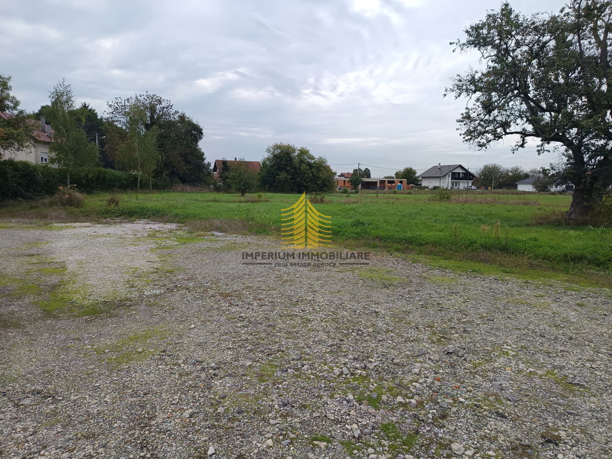 Zemljišče, Prodaja, Brezovica, Zadvorsko, 12000 m2, Gradbeno