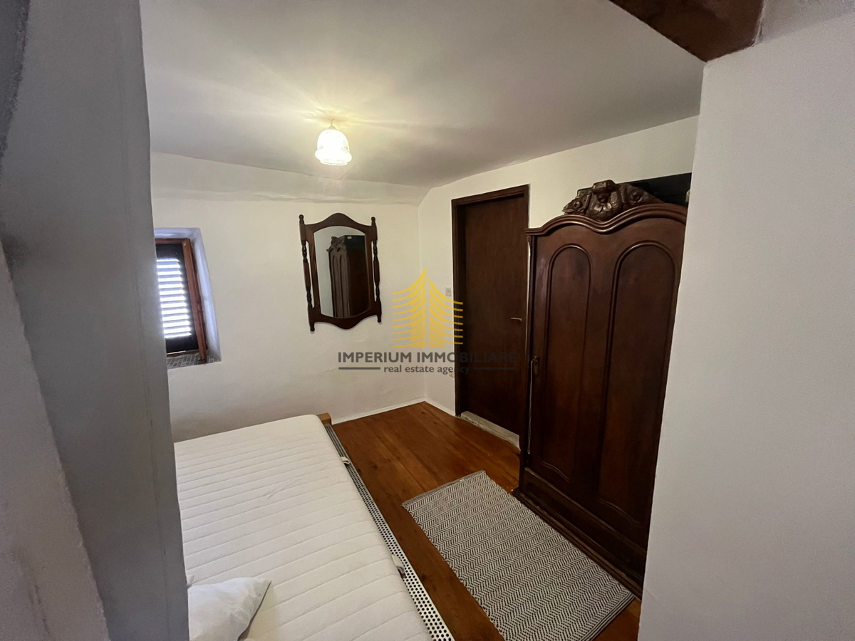 Hiša, prodaja, Trogir, 163 m2, v nizu