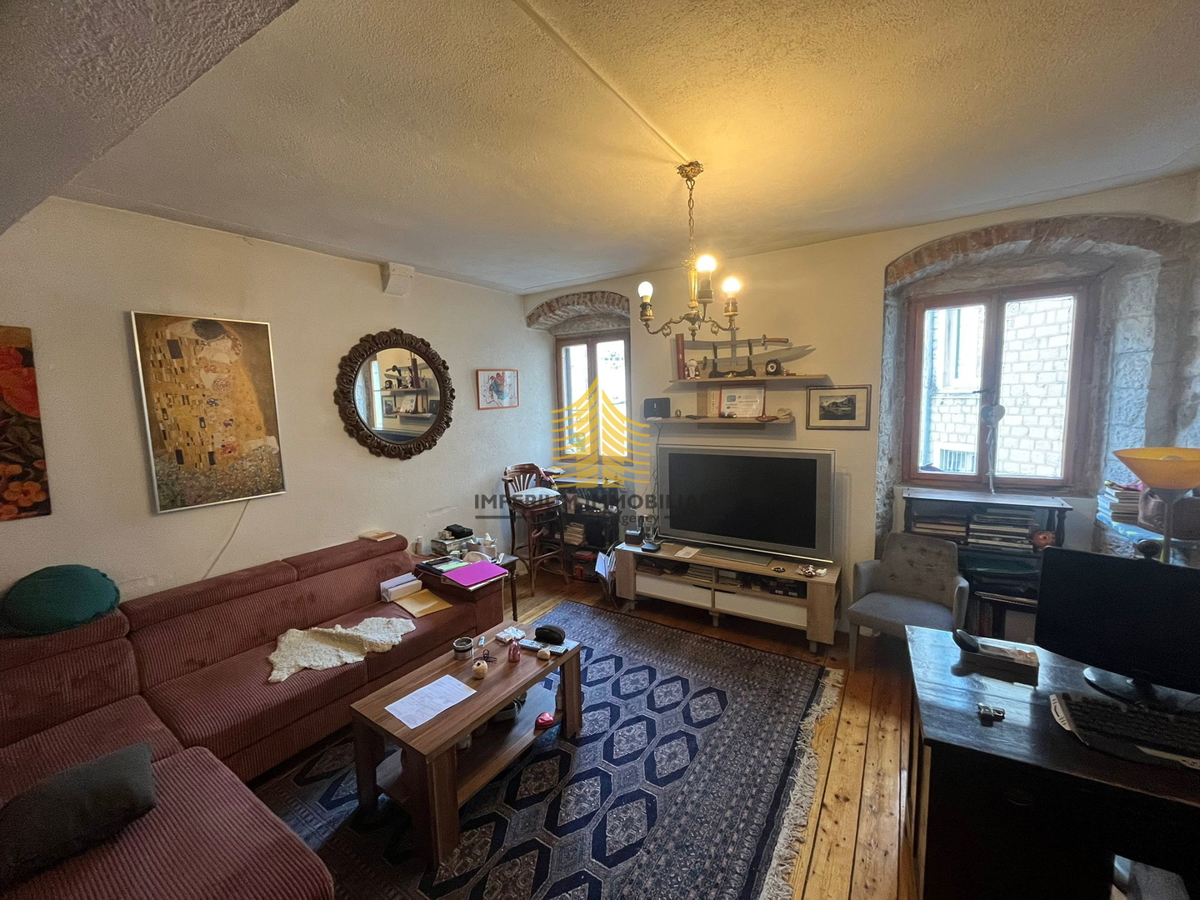 Hiša, prodaja, Trogir, 163 m2, v nizu