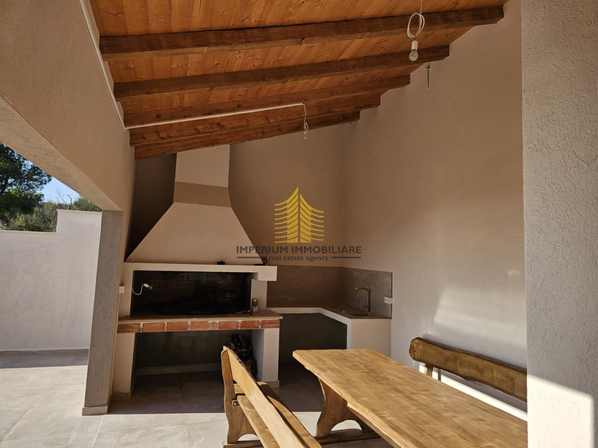 Hiša, prodaja, Podstrana, 200 m2, samostojna