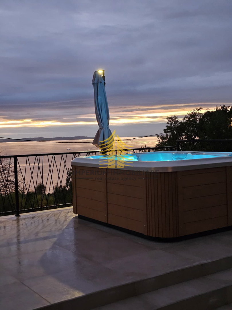 Hiša, prodaja, Podstrana, 200 m2, samostojna