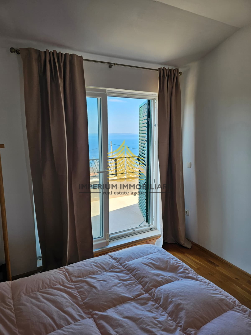 Hiša, prodaja, Podstrana, 200 m2, samostojna