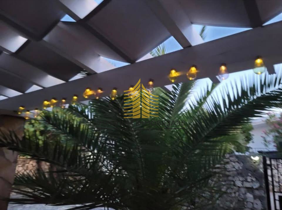 Hiša, Prodaja, Ražanac, 200m2, Samostojna