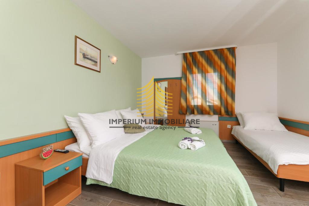 Poslovni prostor, prodaja, Supetar, 640 m2, hotel