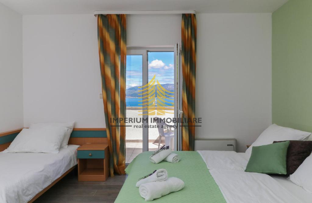 Poslovni prostor, prodaja, Supetar, 640 m2, hotel