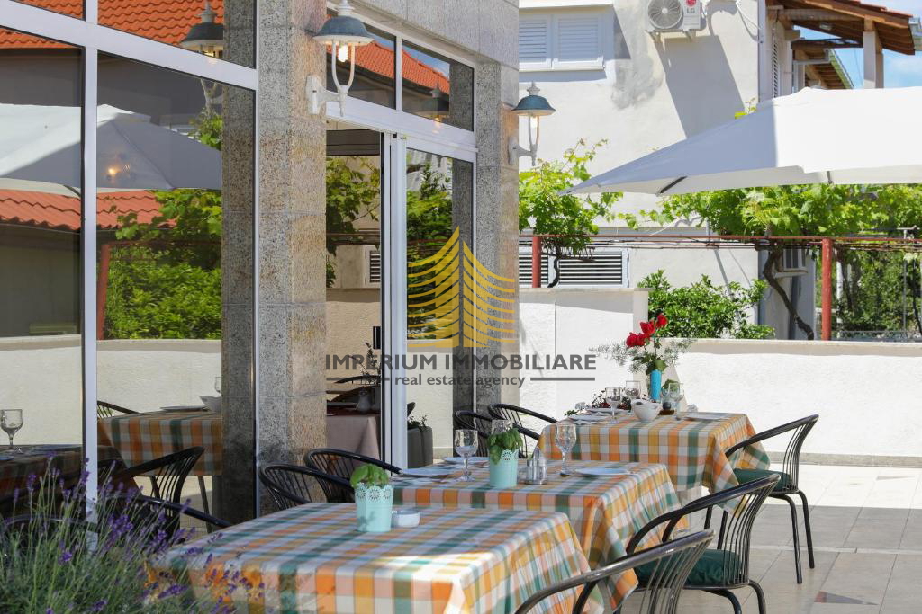 Poslovni prostor, prodaja, Supetar, 640 m2, hotel