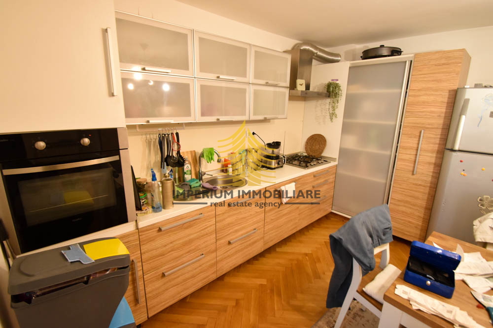 Hiša, prodaja, Zagreb, Stenjevec, 400 m2, dvojna hiša