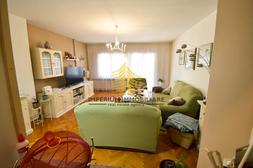 Hiša, prodaja, Zagreb, Stenjevec, 400 m2, dvojna hiša