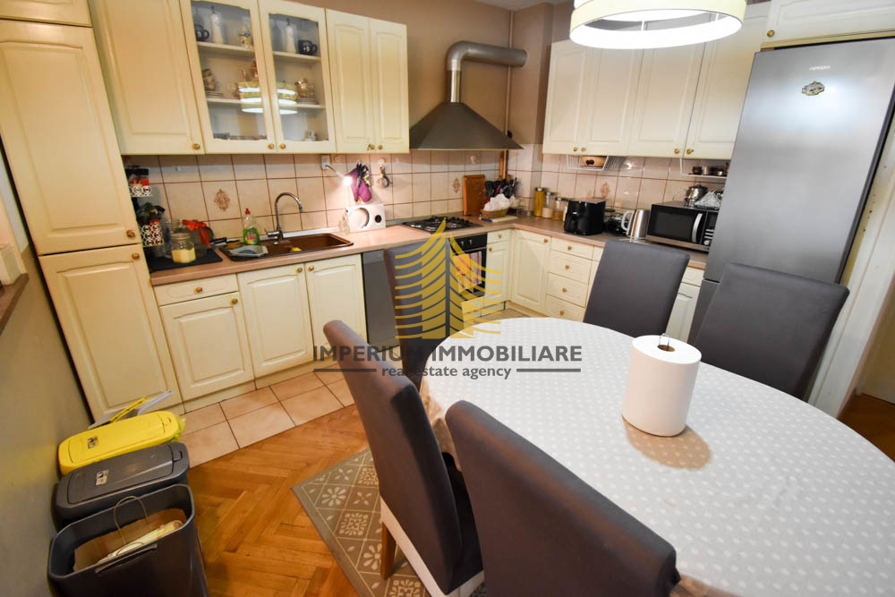 Hiša, prodaja, Zagreb, Stenjevec, 400 m2, dvojna hiša
