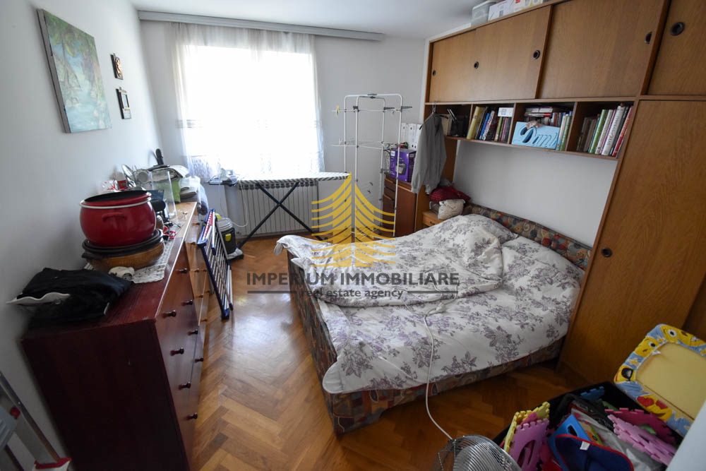 Hiša, prodaja, Zagreb, Stenjevec, 400 m2, dvojna hiša