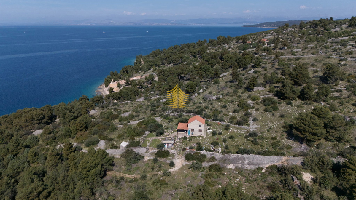Hiša, Prodaja, Milna, 150 m2, Samostojna
