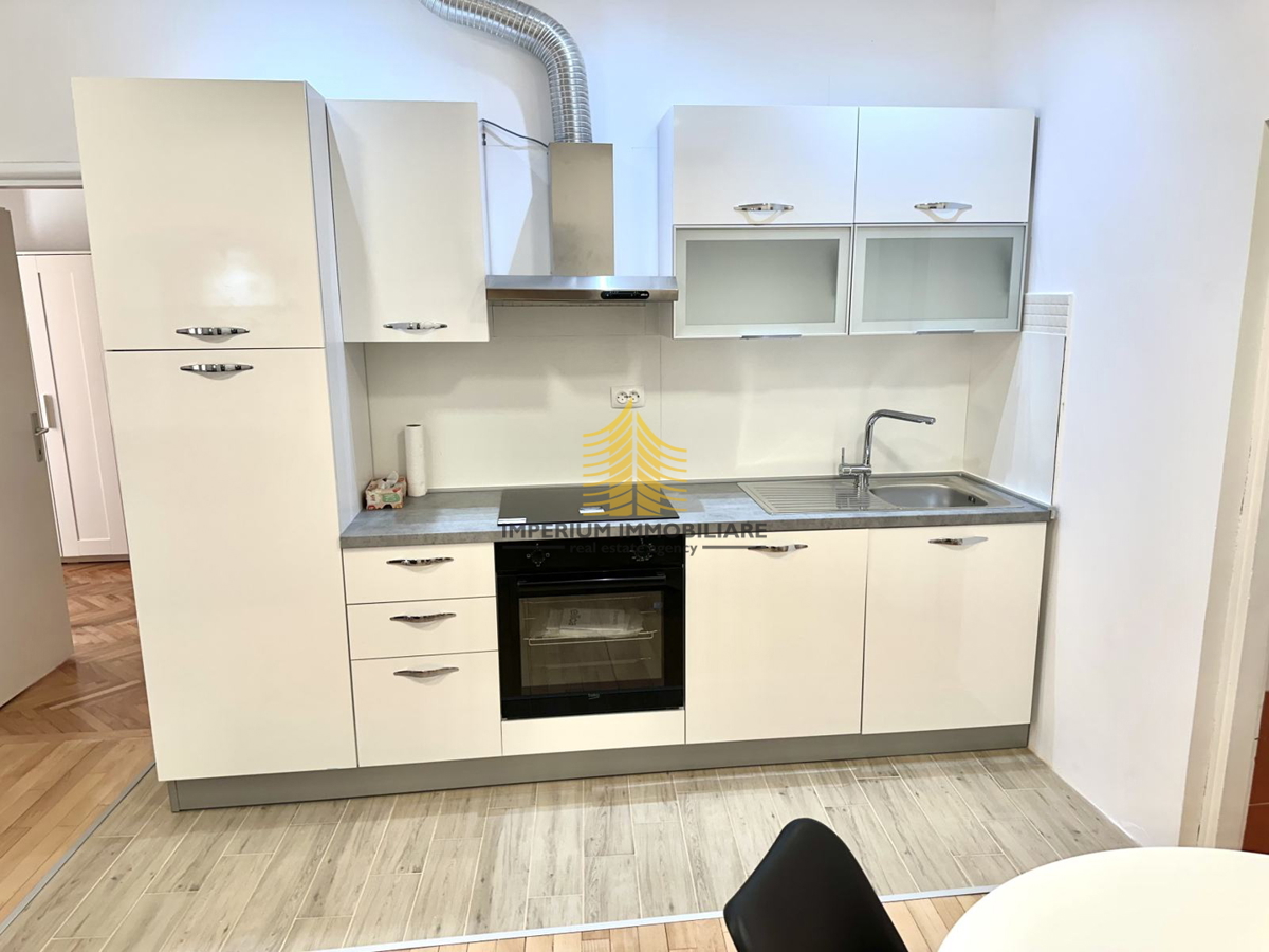 Stan, prodaja, Šibenik, Baldekin, 58 m2, 2,5-prostorski (2P+DN)