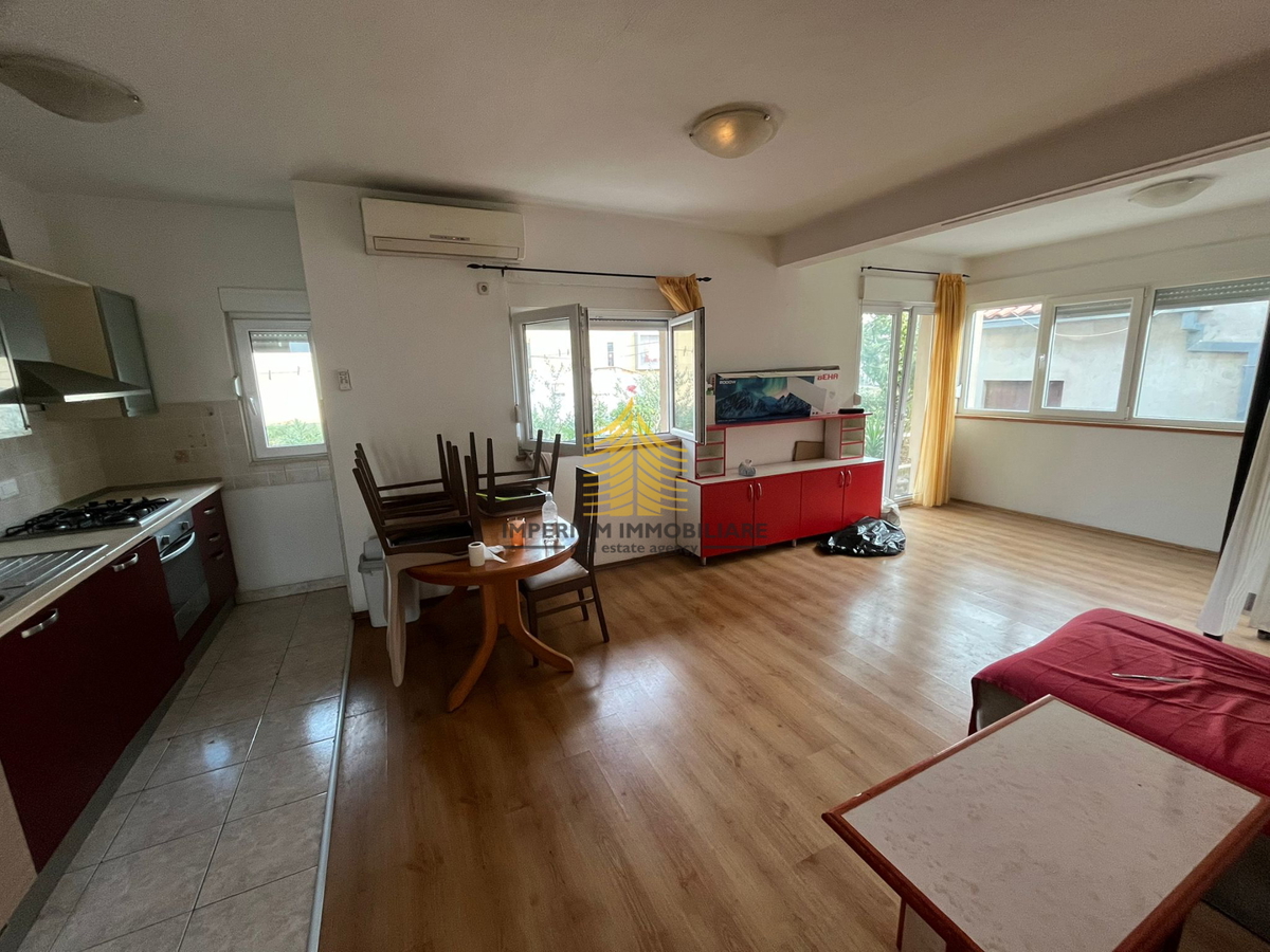 Hiša, Prodaja, Split, Mejaši, 192m2, Samostojna