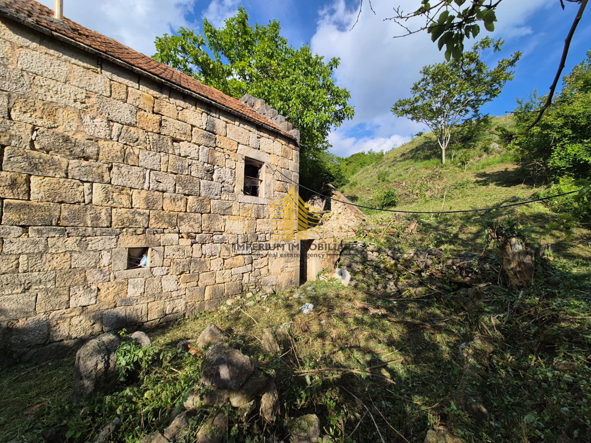 Hiša, Prodaja, Vrlika, 129 m2, Dvojna hiša