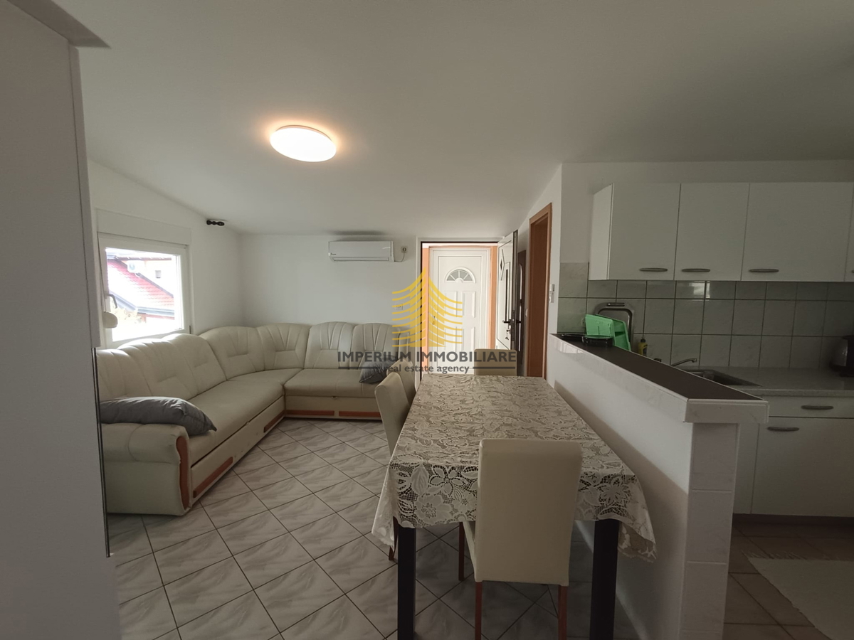 Hiša, Prodaja, Vir, 203 m2, V nizu