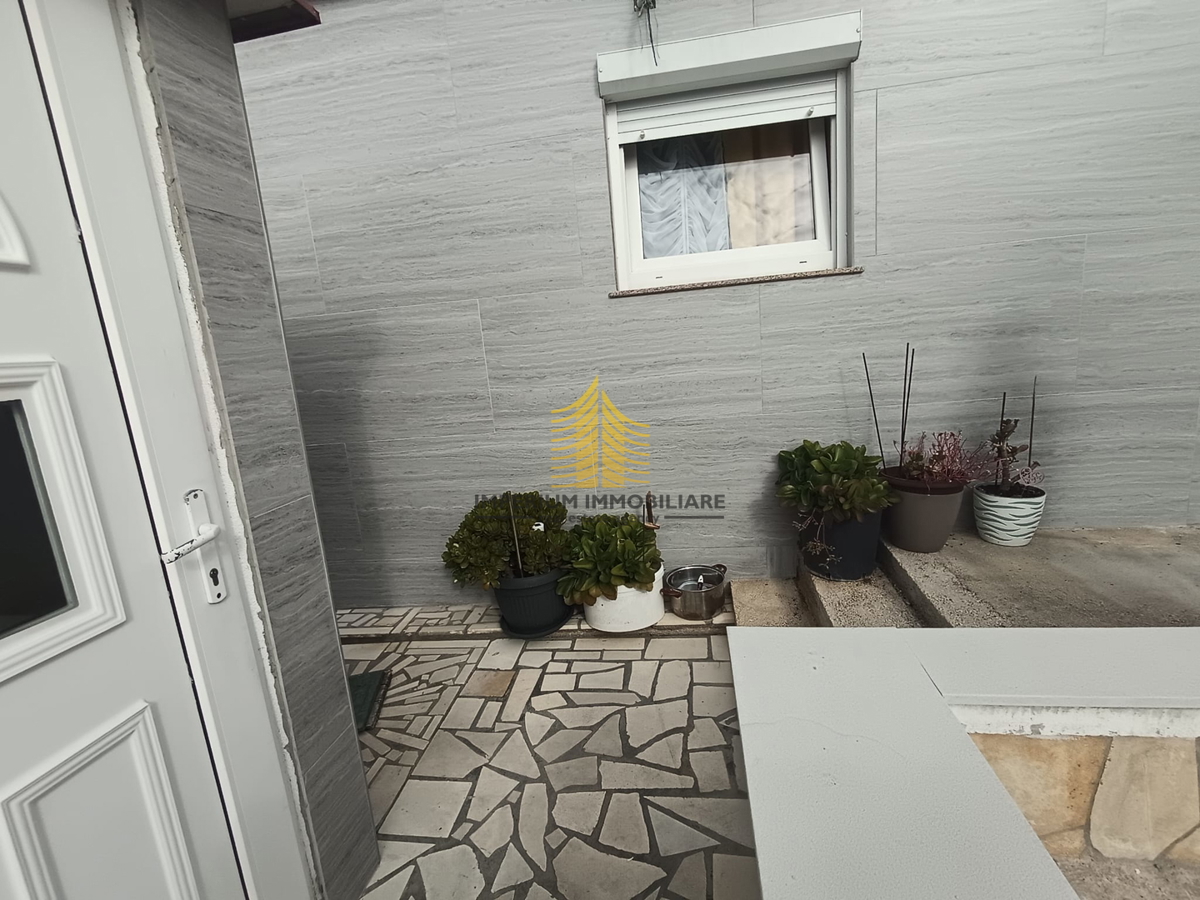 Hiša, Prodaja, Vir, 203 m2, V nizu