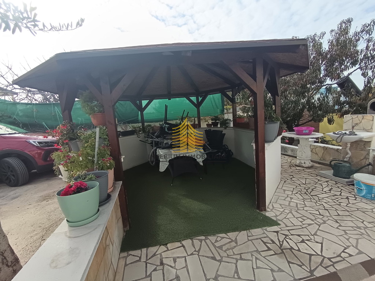 Hiša, Prodaja, Vir, 203 m2, V nizu