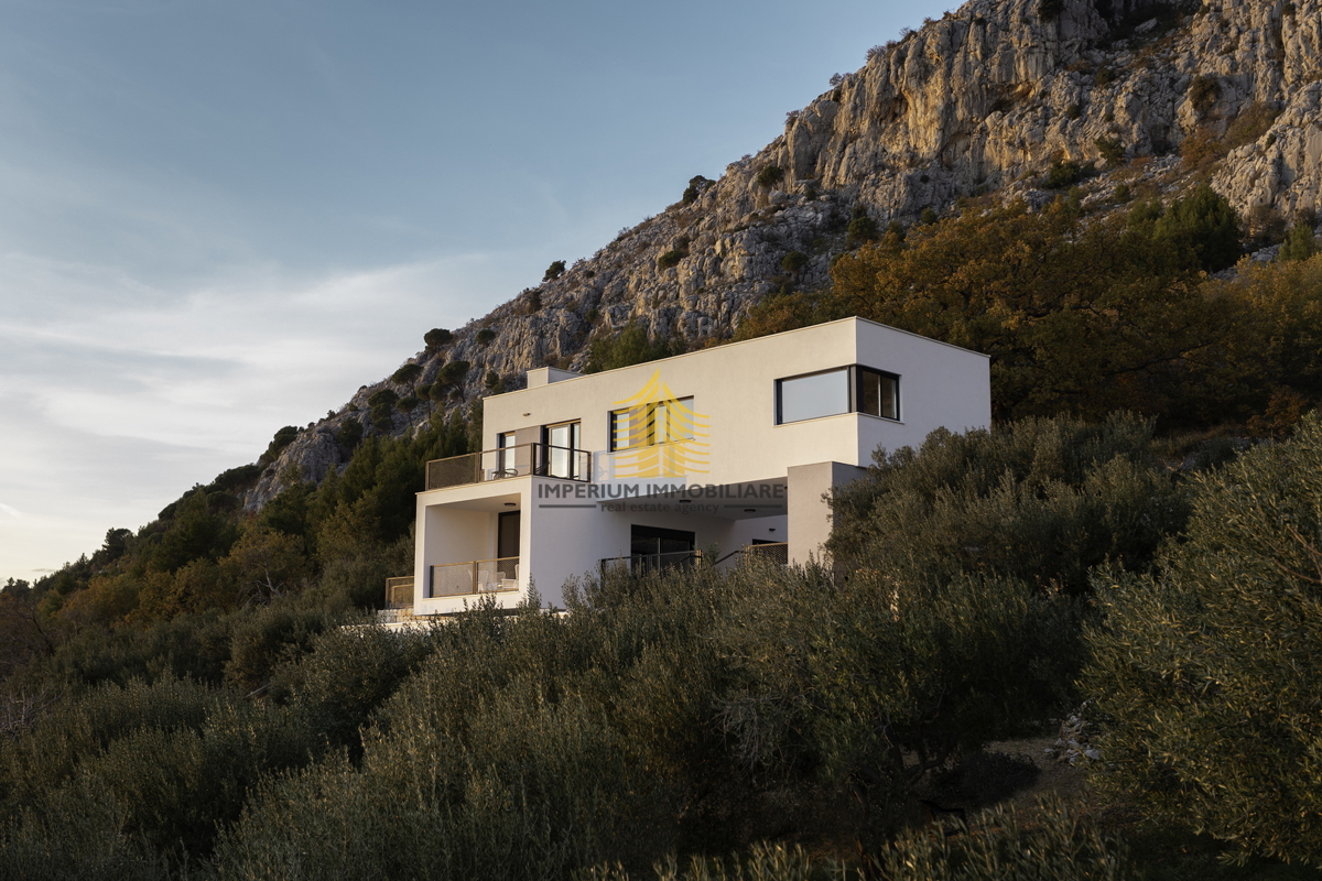 Hiša, prodaja, Dugi Rat, Jesenice, 213 m2, samostojna