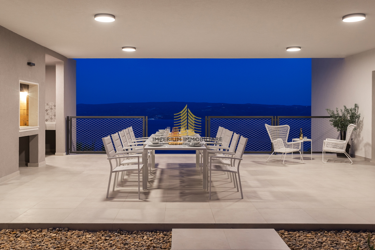 Hiša, prodaja, Dugi Rat, Jesenice, 213 m2, samostojna