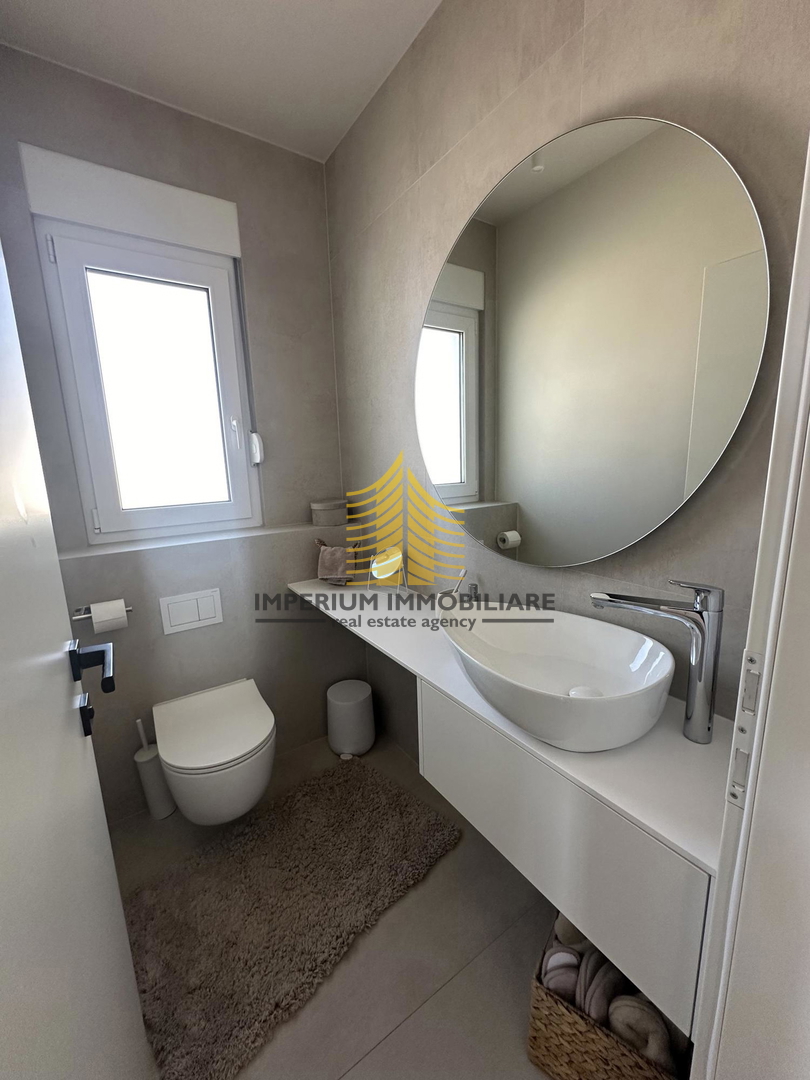 Stanovanje, prodaja, Kaštel Stari, 76,74 m2, 3,5-sobno (3S+DB)