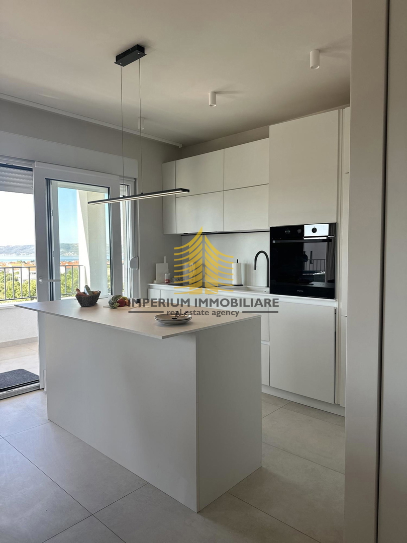 Stanovanje, prodaja, Kaštel Stari, 76,74 m2, 3,5-sobno (3S+DB)