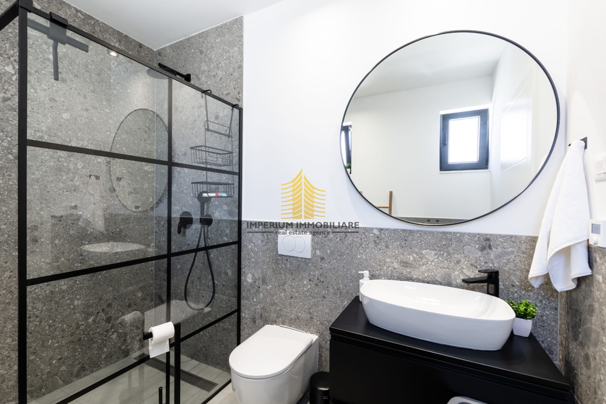 Hiša, prodaja, Vrsi, 121 m2, vila