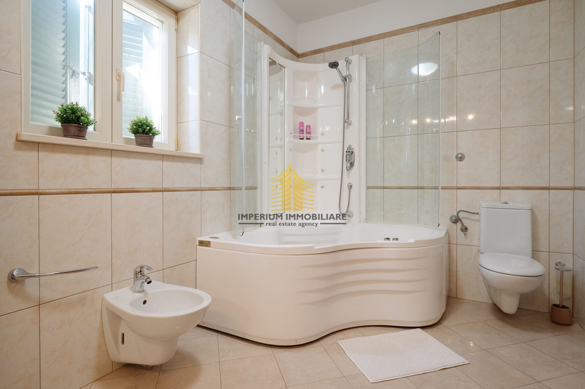 Hiša, prodaja, Zadar-okolica, Kožino, 882,08 m2, vila