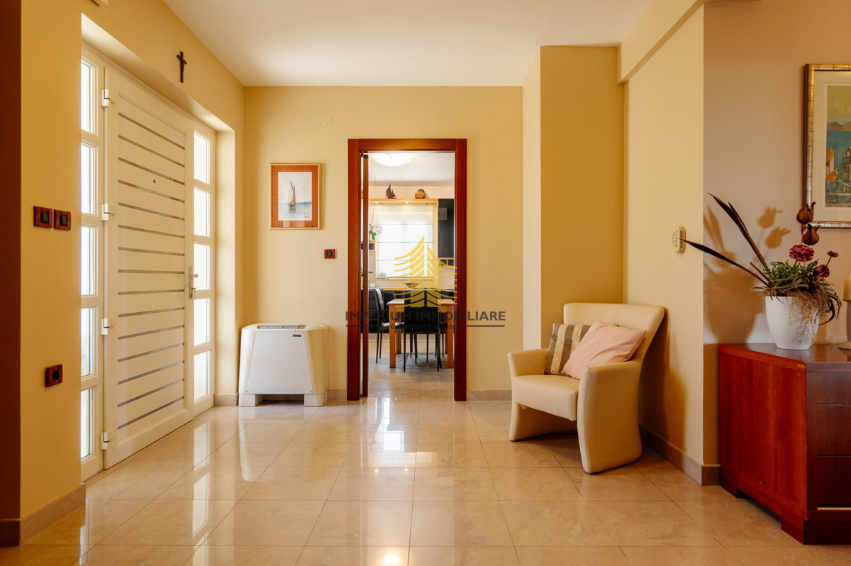 Hiša, prodaja, Zadar-okolica, Kožino, 882,08 m2, vila