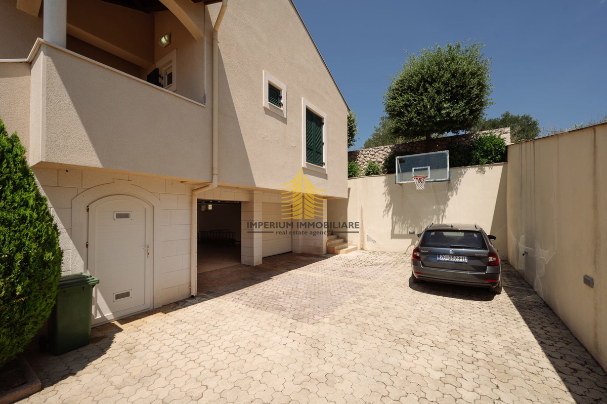 Hiša, prodaja, Zadar-okolica, Kožino, 882,08 m2, vila