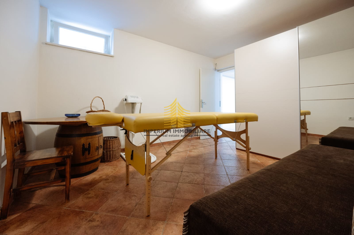 Hiša, prodaja, Zadar-okolica, Kožino, 882,08 m2, vila