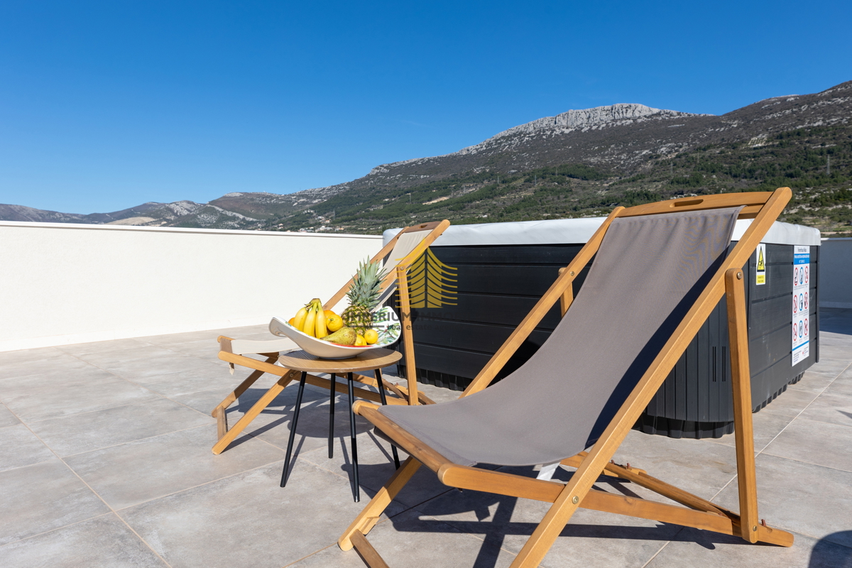 Hiša, Prodaja, Kaštel Lukšić, 113 m2, Samostojna