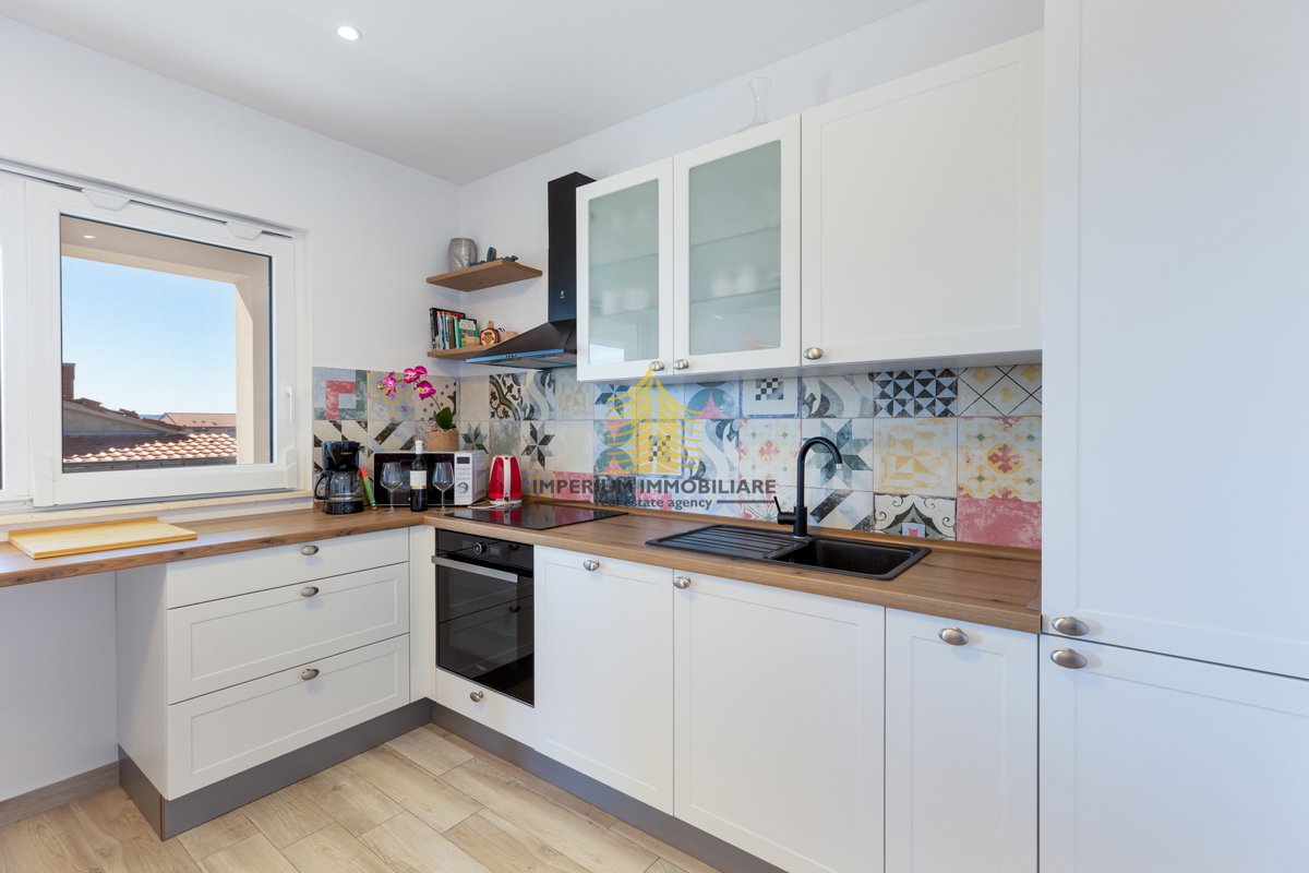 Hiša, Prodaja, Kaštel Lukšić, 113 m2, Samostojna