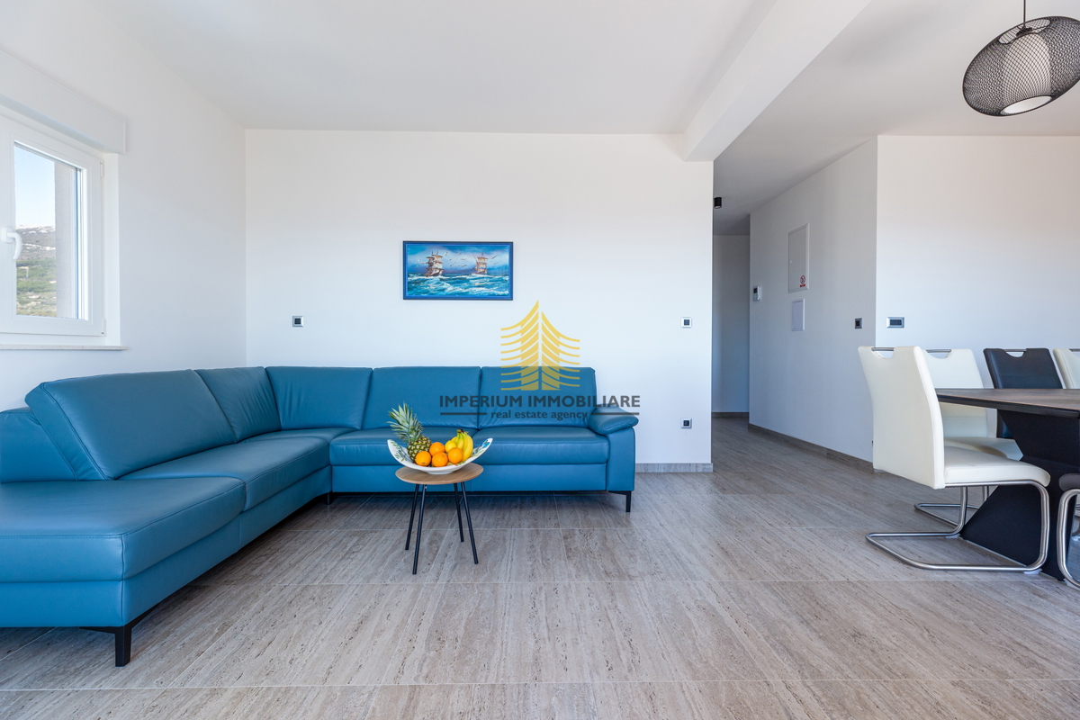 Hiša, Prodaja, Kaštel Lukšić, 113 m2, Samostojna