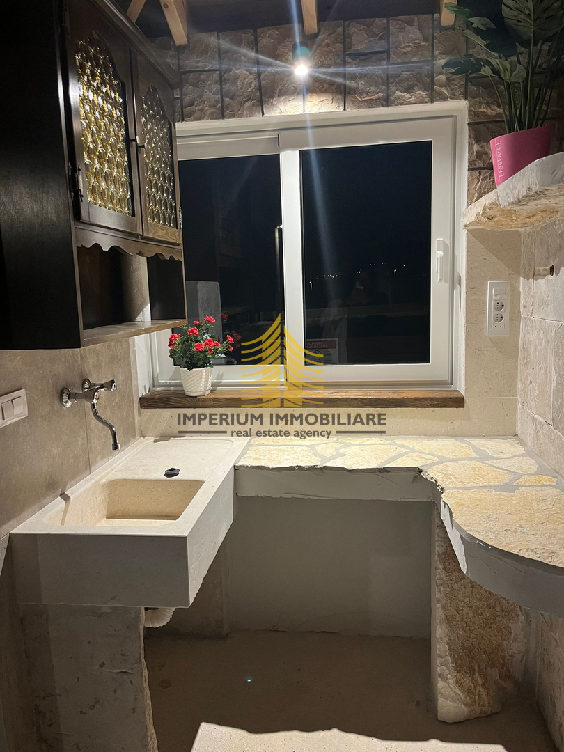 Hiša, Prodaja, Kaštel Lukšić, 113 m2, Samostojna