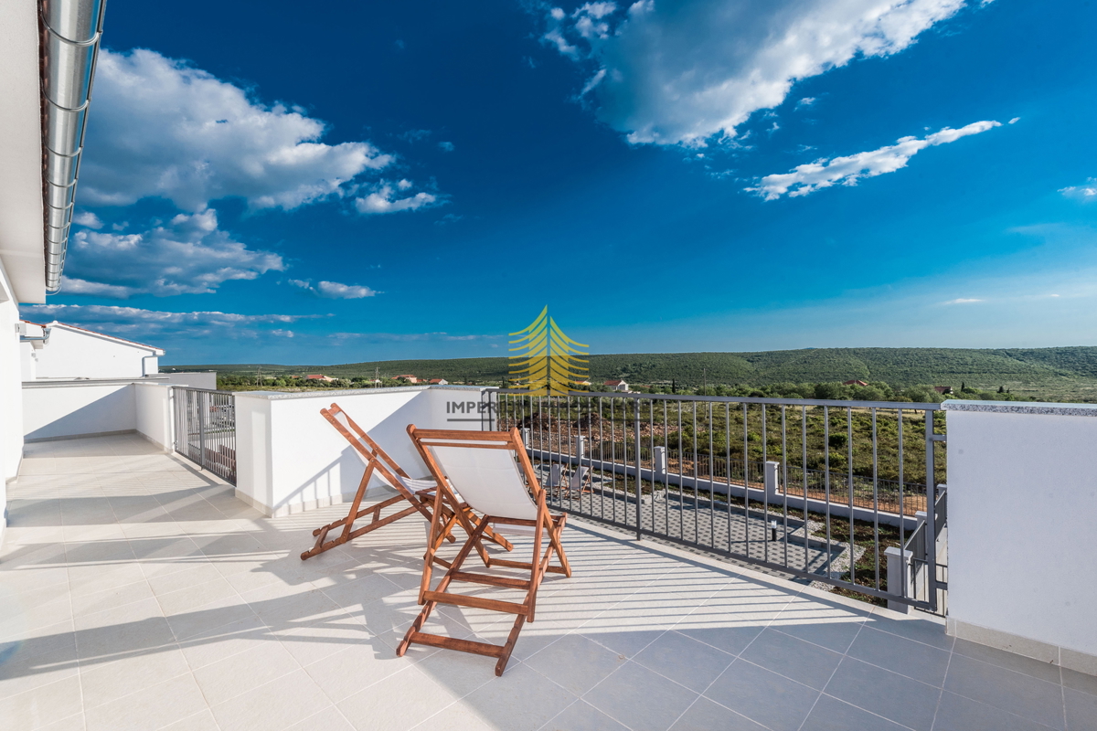 Hiša, Prodaja, Sukošan, Debeljak, 188 m2, Vila