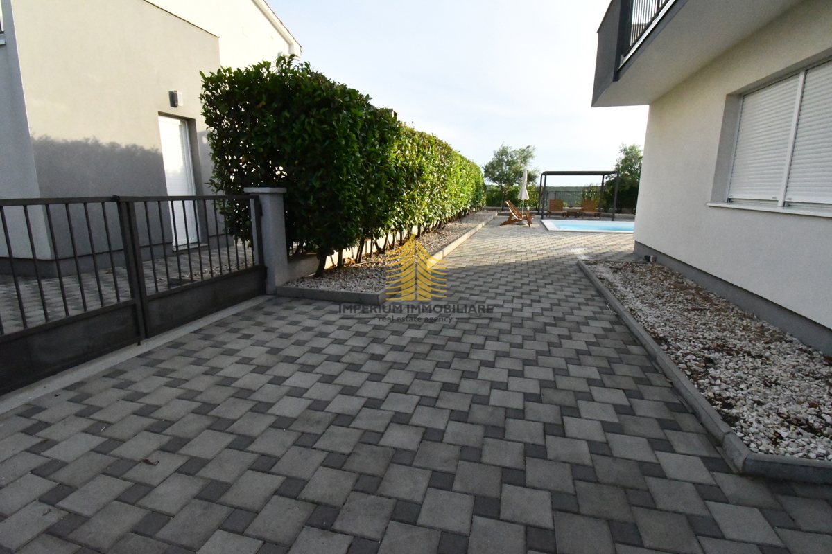 Hiša, Prodaja, Sukošan, Debeljak, 188 m2, Vila