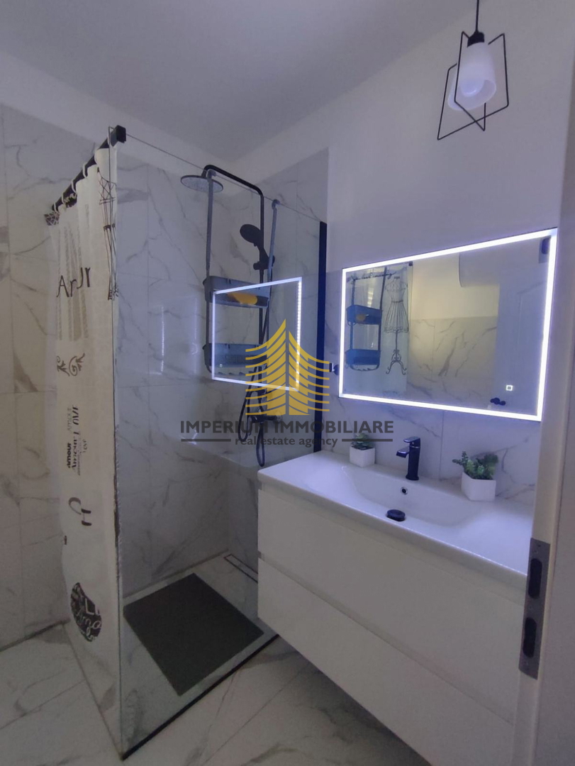 Hiša, Prodaja, Kaštel Novi, 146 m2, Samostojna